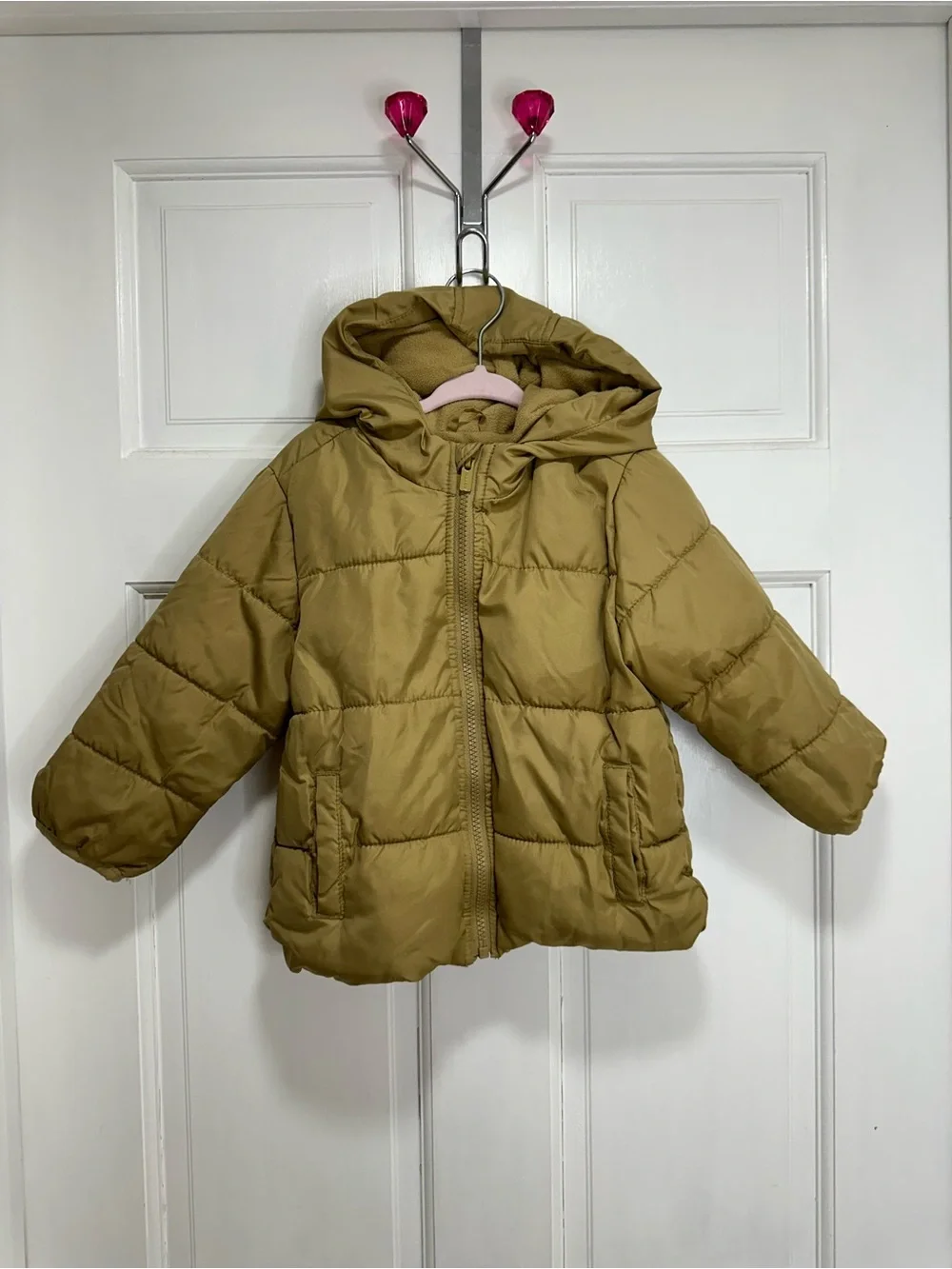 Old Navy Puffer Jacket in Woodwork Toddler Size 2T Hooded Water Resistant Tan
